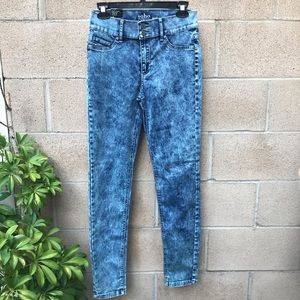 NWT New York & Company High Waist Skinny Legging